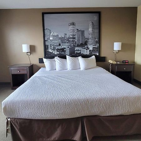 Super 8 By Wyndham Barrie South Ξενοδοχείο Εξωτερικό φωτογραφία