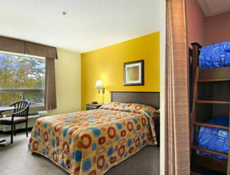 Super 8 By Wyndham Barrie South Ξενοδοχείο Εξωτερικό φωτογραφία