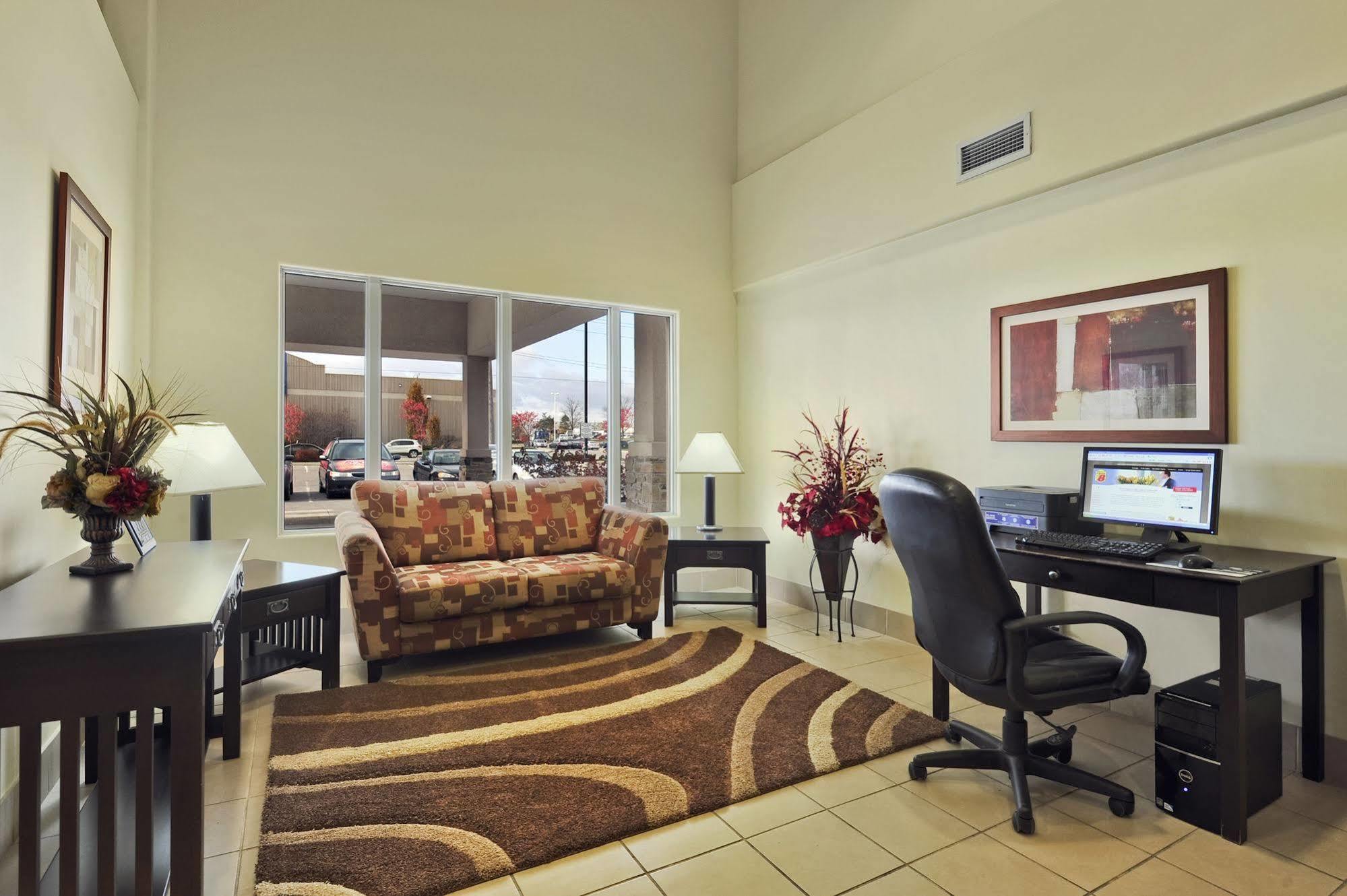 Super 8 By Wyndham Barrie South Ξενοδοχείο Εξωτερικό φωτογραφία